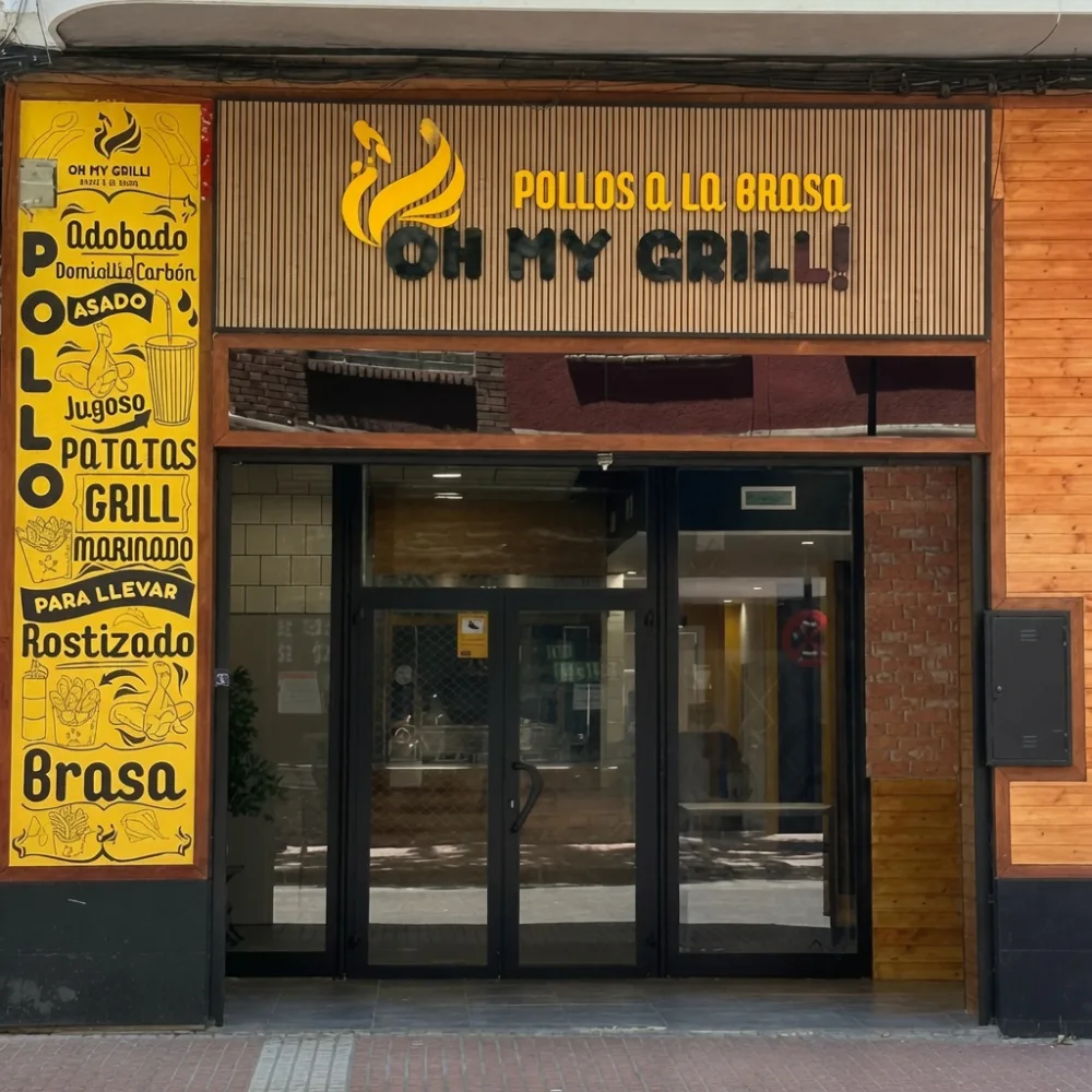 Fachada de Oh My Grill! en la calle José García Sánchez, Delicias (Zaragoza)